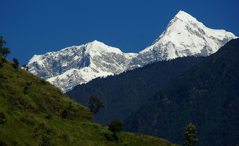 JIRI – Renjo la – Lacs de Gokyo – Chola Pass – CBE – Kalapatthar